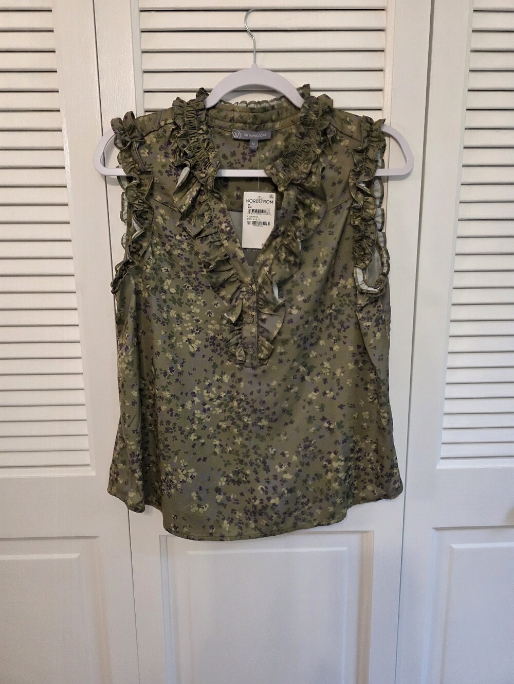 NWT Nordstrom Wit & Wisdom, Olive Green Floral Ruffle Sleeveless Blouse, Medium